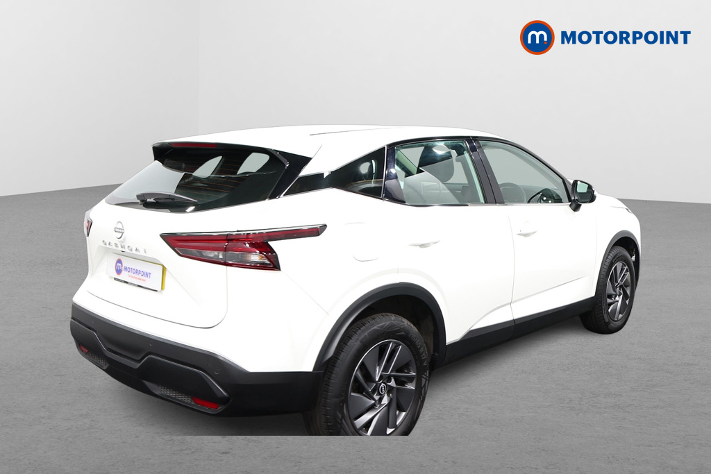 Nissan Qashqai Acenta Premium Automatic Petrol SUV - Stock Number (1577531) - Drivers side rear corner
