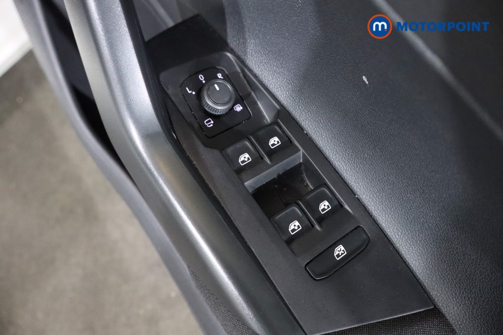 Volkswagen Polo Life Manual Petrol Hatchback - Stock Number (1581190) - 17th supplementary image