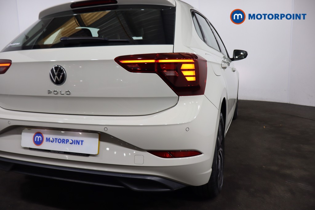 Volkswagen Polo Life Manual Petrol Hatchback - Stock Number (1581190) - 28th supplementary image