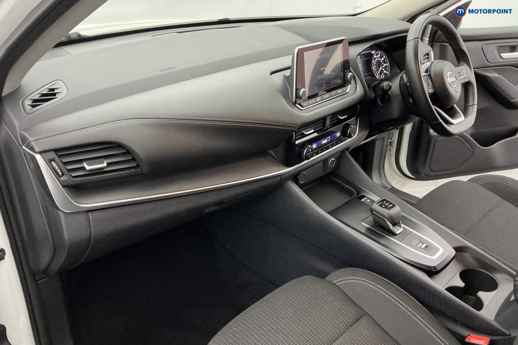 Nissan Qashqai Acenta Premium Automatic Petrol SUV - Stock Number (1585856) - 8th supplementary image
