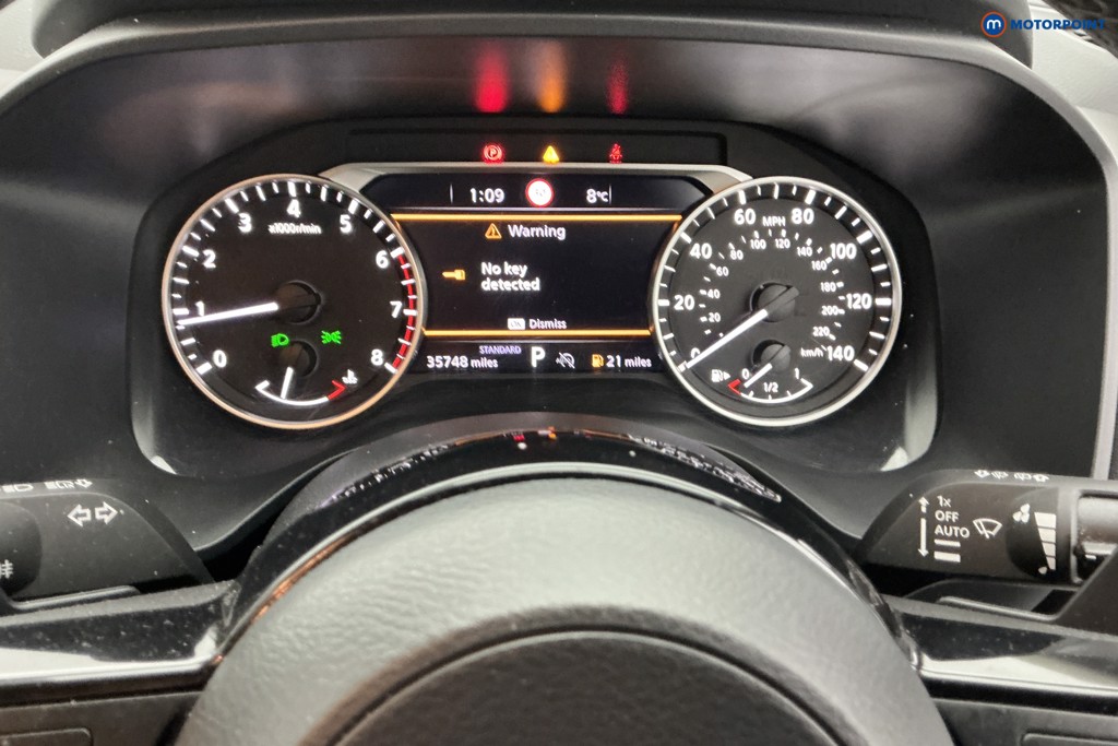 Nissan Qashqai Acenta Premium Automatic Petrol SUV - Stock Number (1585856) - 9th supplementary image