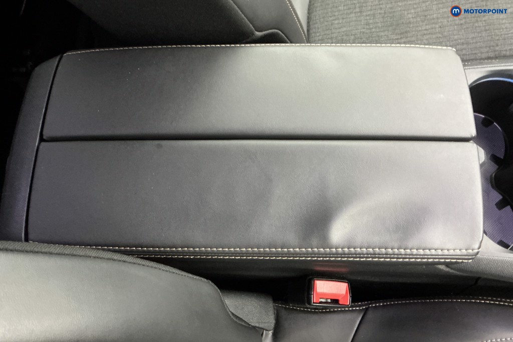 Peugeot 5008 Gt Line Manual Diesel SUV - Stock Number (1586516) - 13th supplementary image