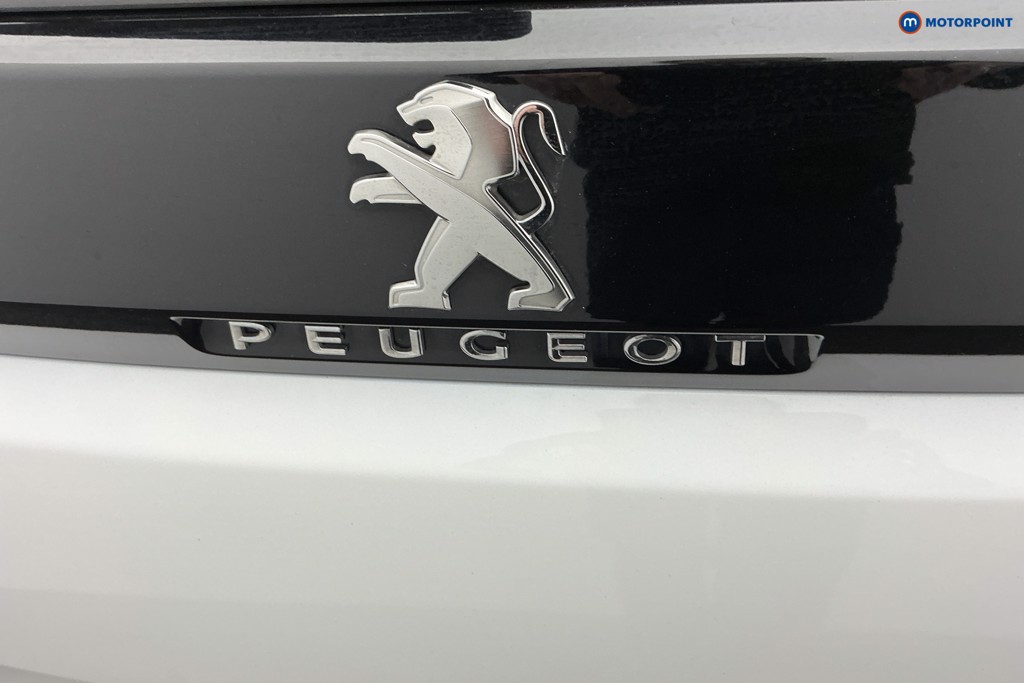 Peugeot 5008 Gt Line Manual Diesel SUV - Stock Number (1586516) - 32nd supplementary image