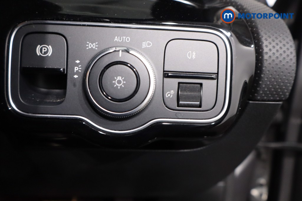 Mercedes-Benz A Class Sport Executive Edition Automatic Petrol Hatchback - Stock Number (1587051) - 18th supplementary image