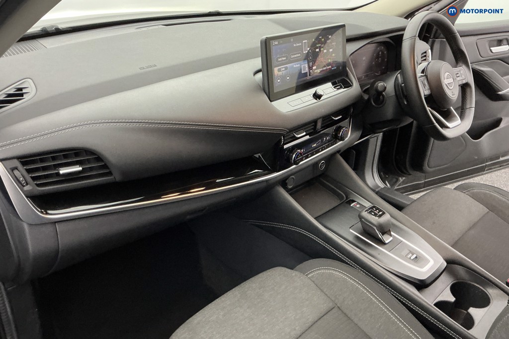 Nissan Qashqai N-Connecta Automatic Petrol SUV - Stock Number (1587409) - 8th supplementary image
