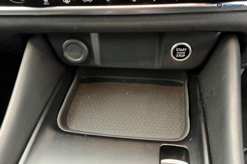 Nissan Qashqai N-Connecta Automatic Petrol SUV - Stock Number (1587409) - 16th supplementary image