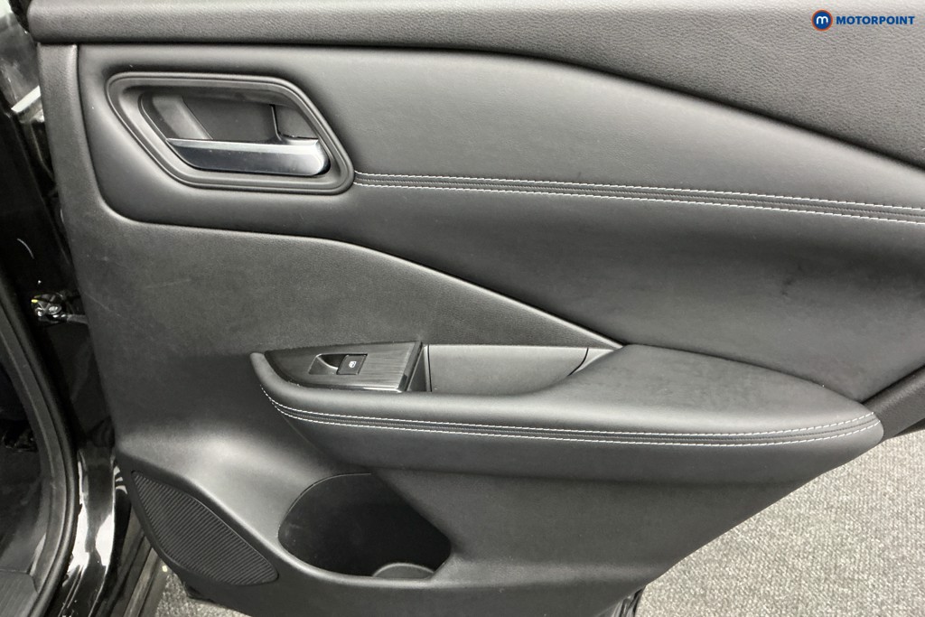 Nissan Qashqai N-Connecta Automatic Petrol SUV - Stock Number (1587409) - 24th supplementary image