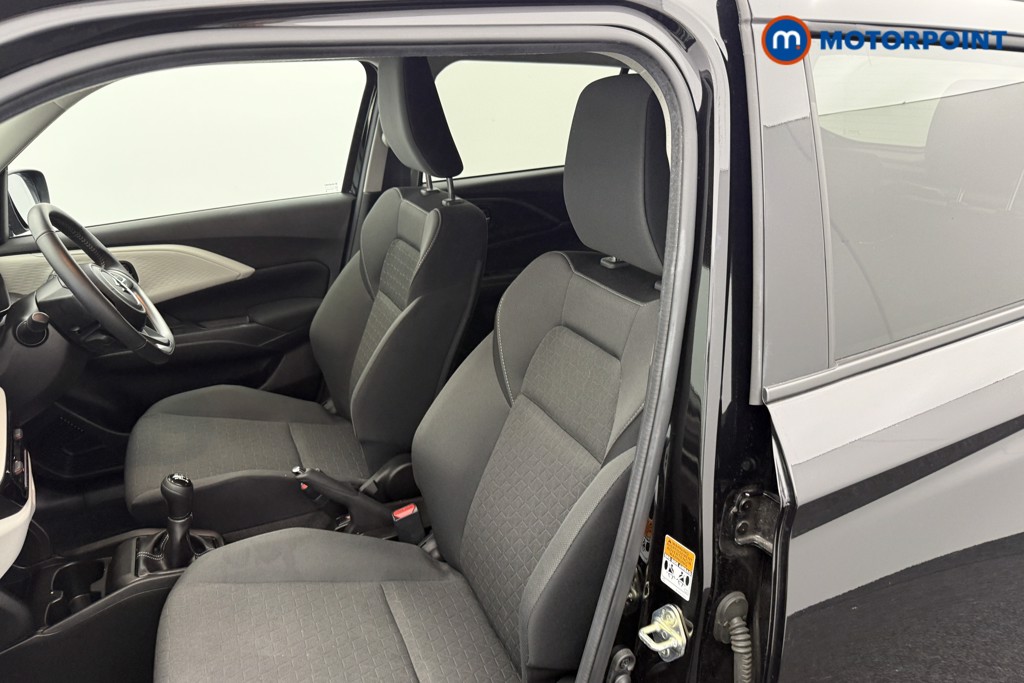 Suzuki Swift Motion Manual Petrol Hatchback - Stock Number (1588631) - 15th supplementary image