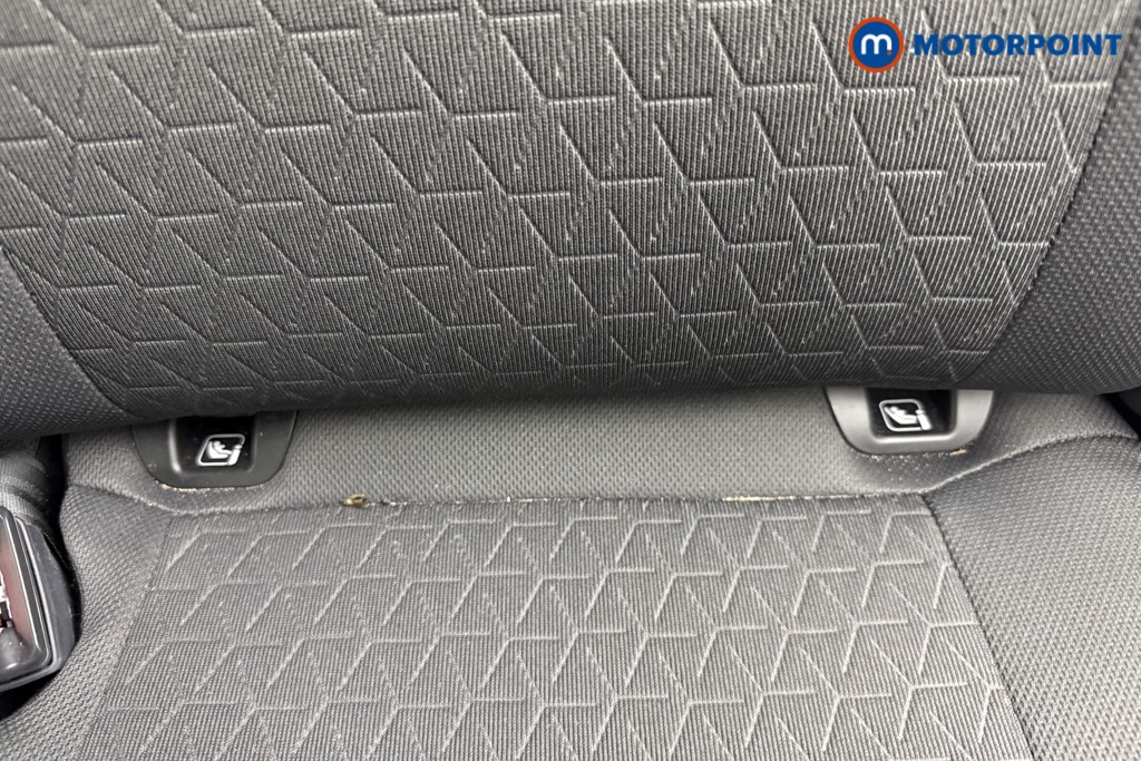 Suzuki Swift Motion Manual Petrol Hatchback - Stock Number (1588631) - 17th supplementary image