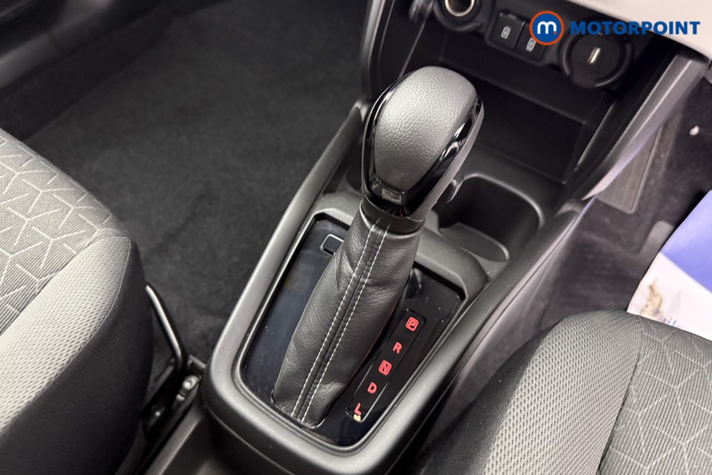 Suzuki Swift Motion Automatic Petrol Hatchback - Stock Number (1588636) - 5th supplementary image