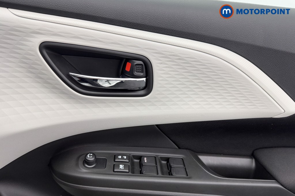 Suzuki Swift Motion Automatic Petrol Hatchback - Stock Number (1588636) - 15th supplementary image