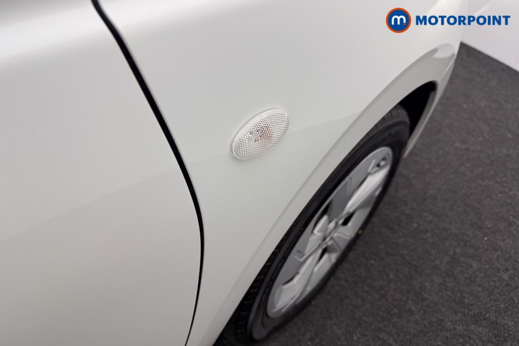 Suzuki Swift Motion Automatic Petrol Hatchback - Stock Number (1588636) - 20th supplementary image