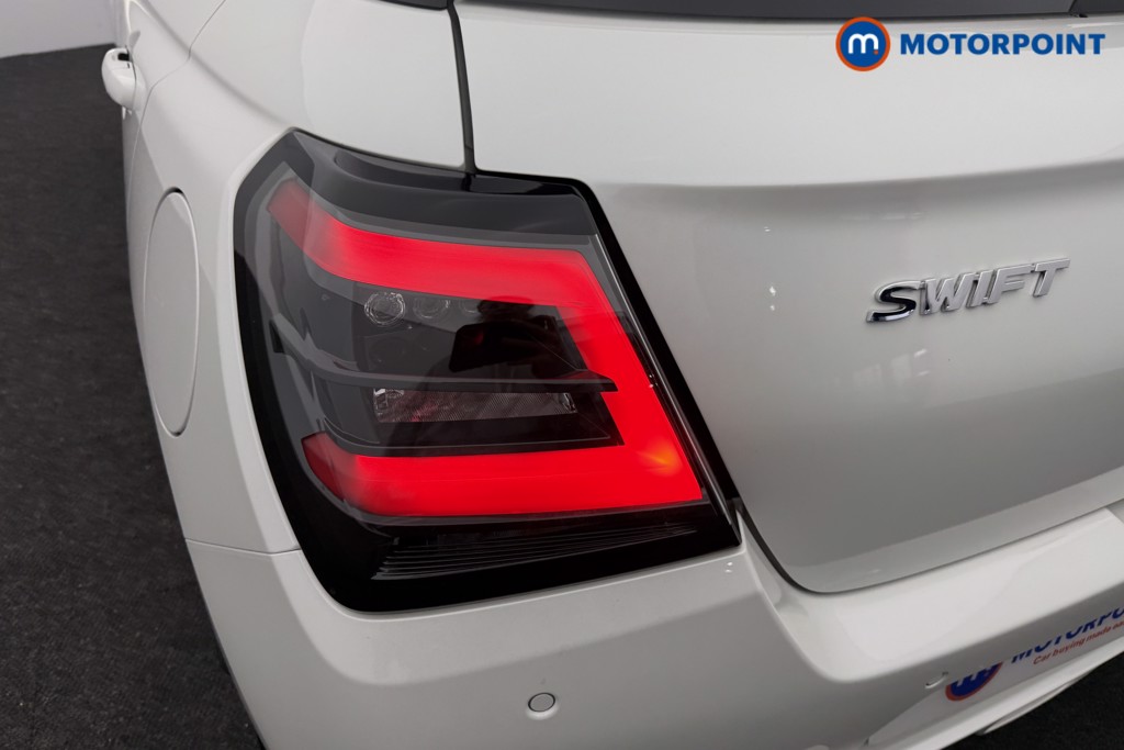 Suzuki Swift Motion Automatic Petrol Hatchback - Stock Number (1588636) - 24th supplementary image
