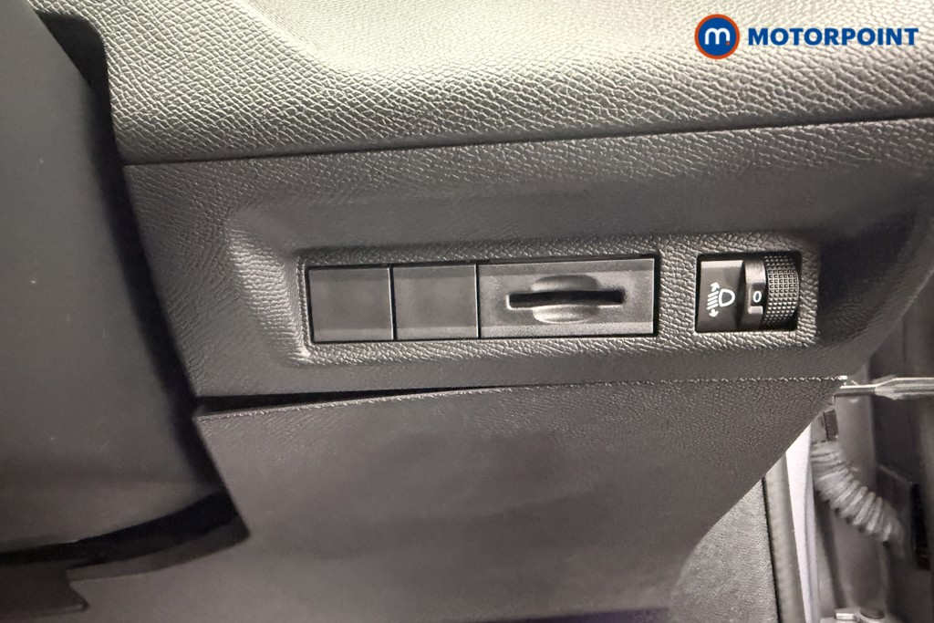 Peugeot 308 Allure Premium Automatic Petrol Hatchback - Stock Number (1590063) - 9th supplementary image