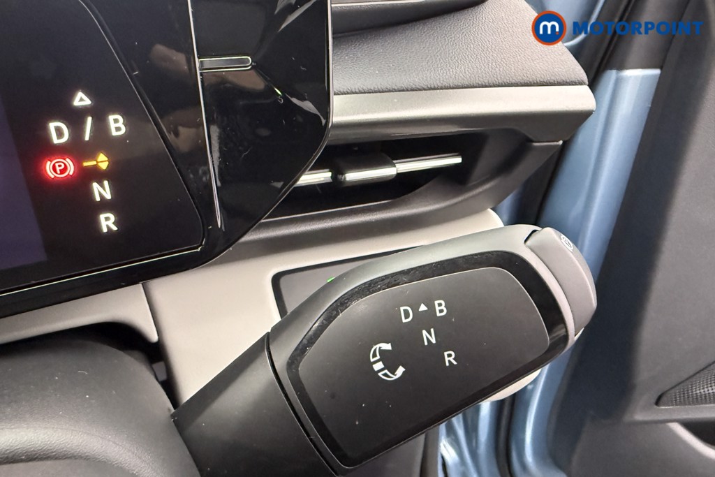 Ford Explorer Select Automatic Electric SUV - Stock Number (1590504) - 9th supplementary image