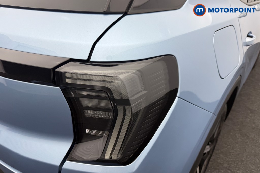 Ford Explorer Select Automatic Electric SUV - Stock Number (1590504) - 24th supplementary image