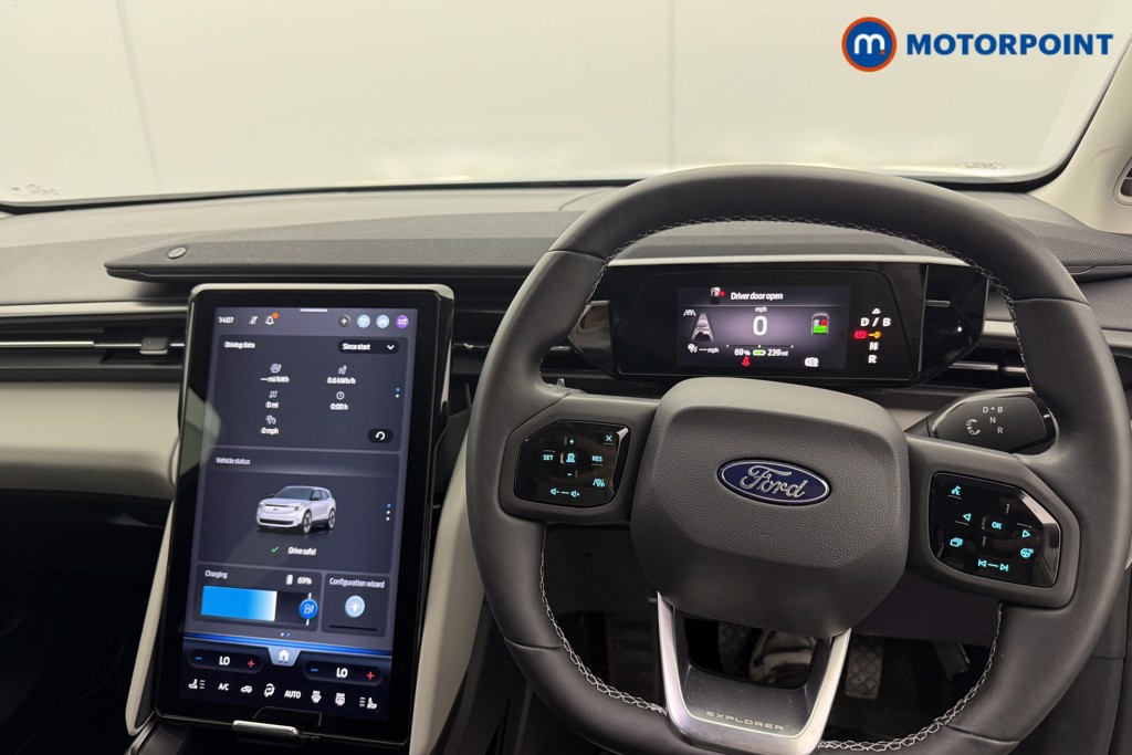 Ford Explorer Select Automatic Electric SUV - Stock Number (1590504) - 1st supplementary image