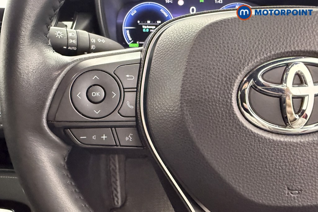 Toyota Corolla Excel Automatic Petrol-Electric Hybrid Estate - Stock Number (1590935) - 8th supplementary image