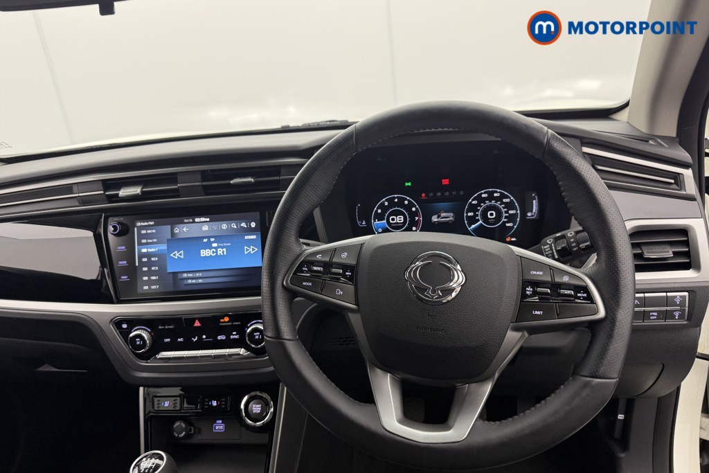 Ssangyong Korando Ultimate Manual Petrol SUV - Stock Number (1591222) - 1st supplementary image