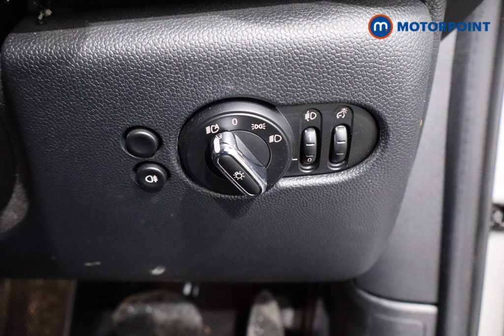 Mini Hatchback Cooper Classic Automatic Petrol Hatchback - Stock Number (1591940) - 19th supplementary image