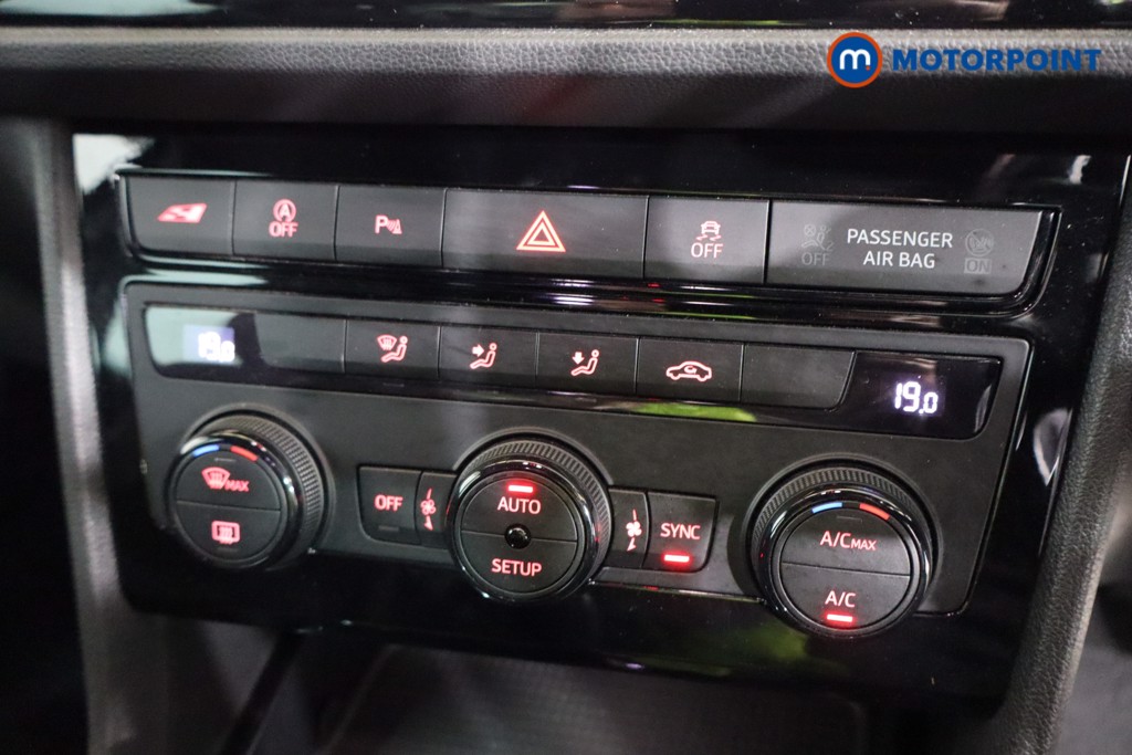 Seat Leon Cupra Automatic Petrol Hatchback - Stock Number (1562196) - 11th supplementary image