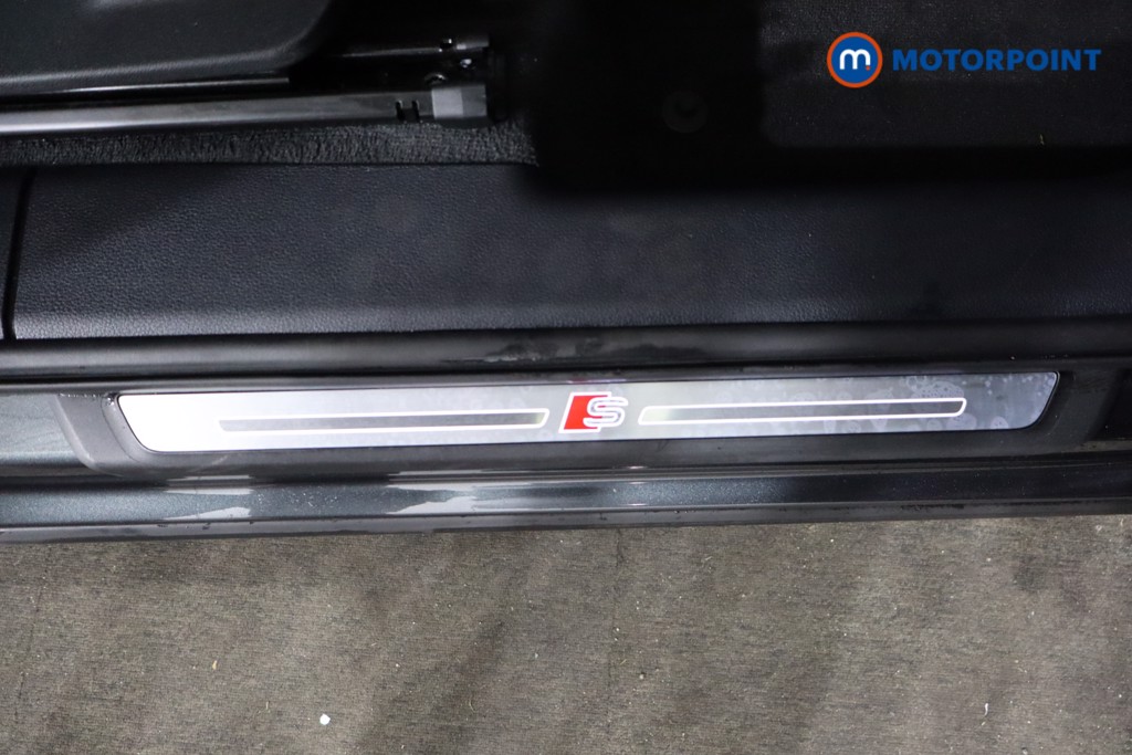 Audi Q3 S Line Automatic Petrol Plug-In Hybrid SUV - Stock Number (1570588) - 21st supplementary image