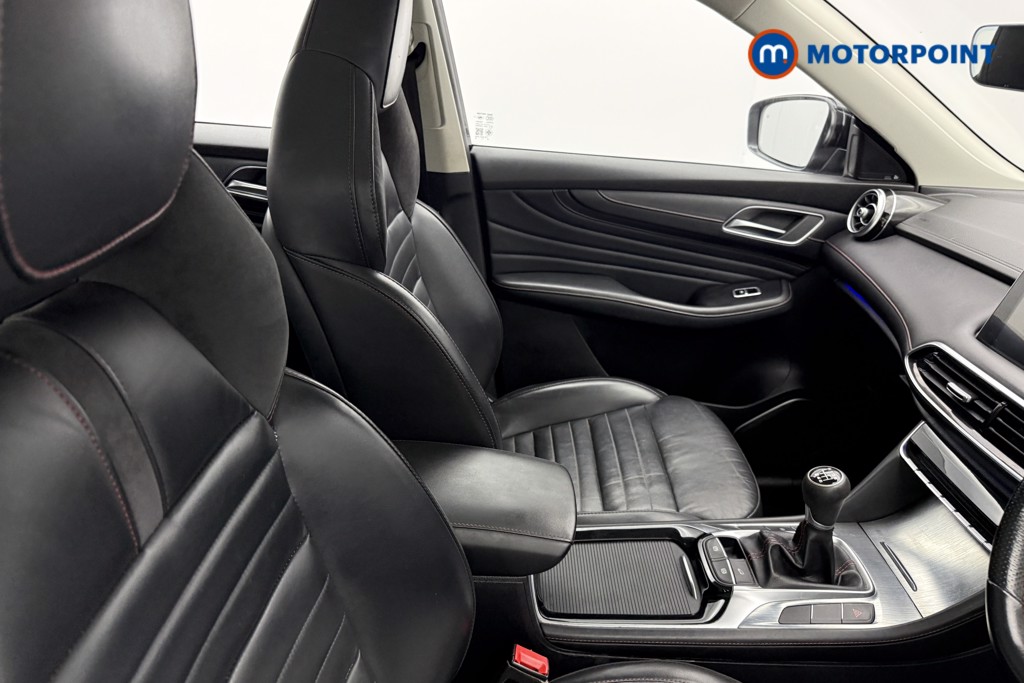 Mg Motor Uk HS Exclusive Manual Petrol SUV - Stock Number (1575375) - 14th supplementary image