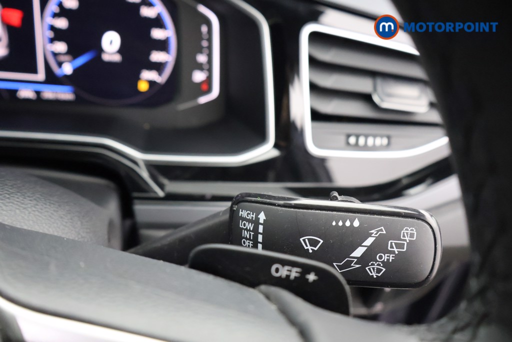 Volkswagen Taigo R-Line Automatic Petrol SUV - Stock Number (1577800) - 6th supplementary image