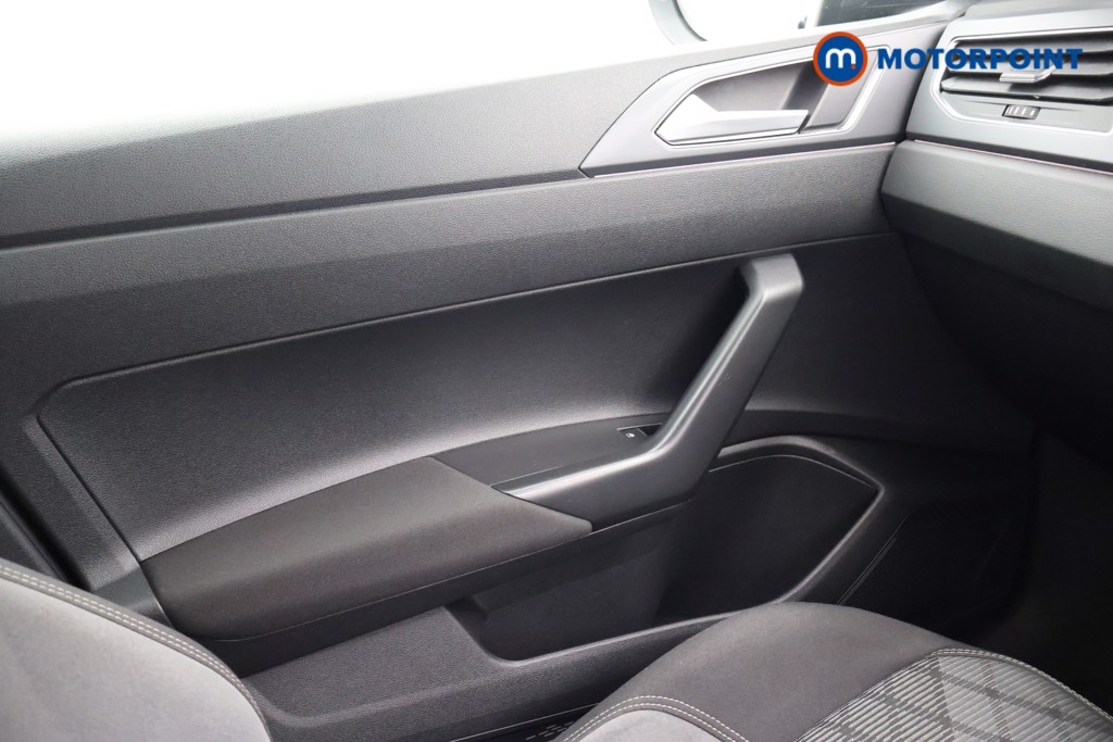 Volkswagen Taigo R-Line Automatic Petrol SUV - Stock Number (1577800) - 13th supplementary image