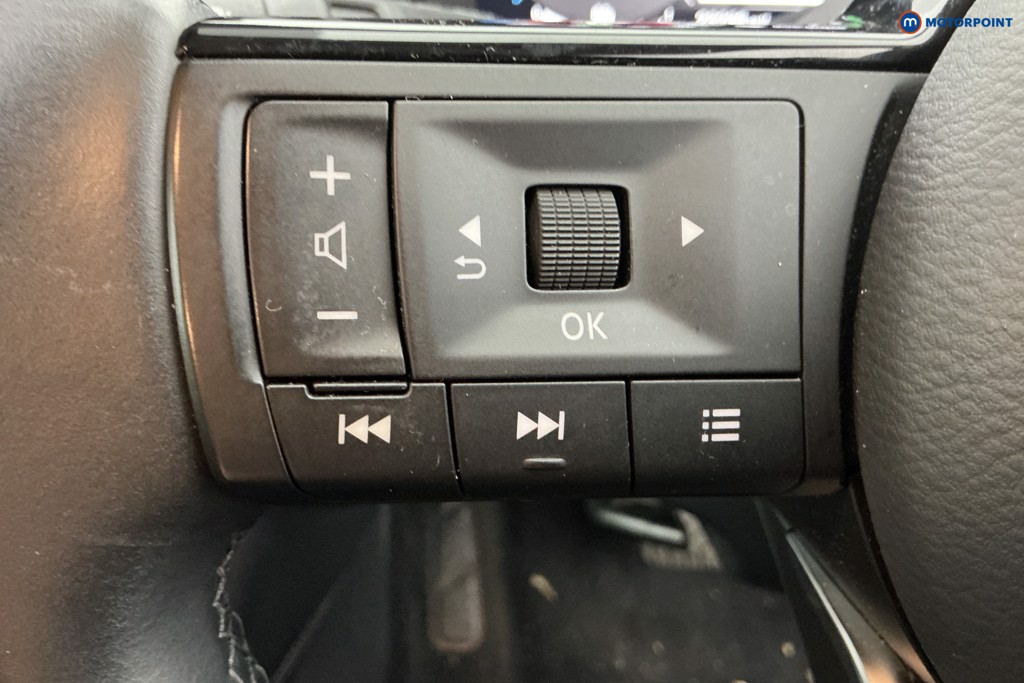 Nissan Qashqai N-Connecta Automatic Petrol-Electric Hybrid SUV - Stock Number (1578857) - 17th supplementary image