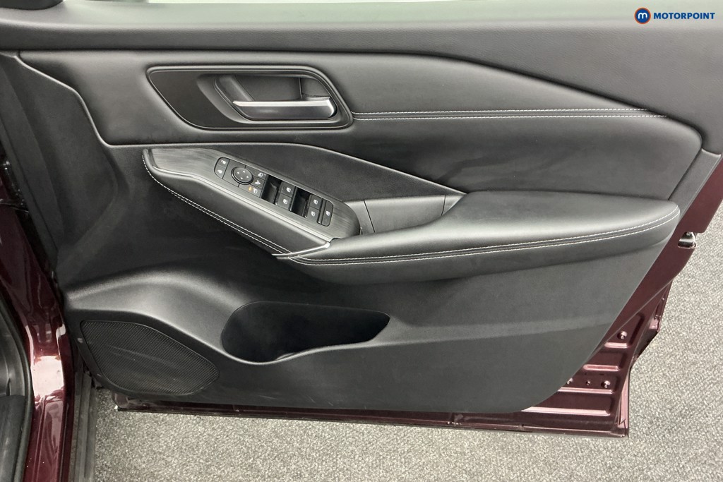 Nissan Qashqai N-Connecta Automatic Petrol-Electric Hybrid SUV - Stock Number (1578857) - 20th supplementary image