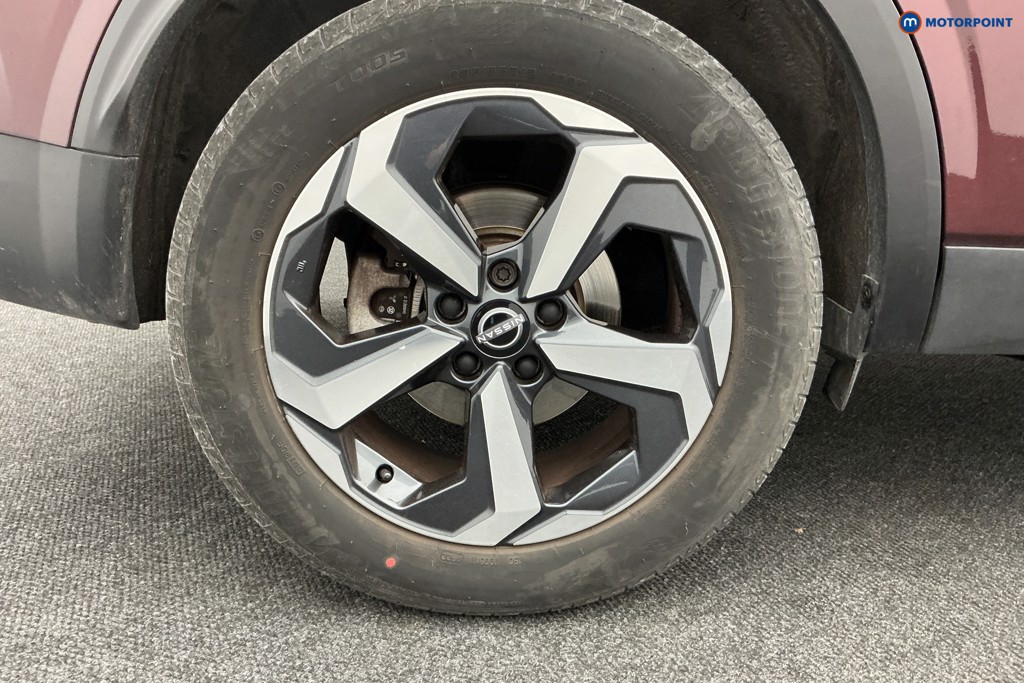 Nissan Qashqai N-Connecta Automatic Petrol-Electric Hybrid SUV - Stock Number (1578857) - 31st supplementary image