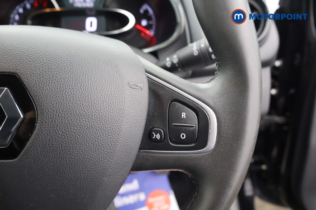 Renault Clio Iconic Manual Petrol Hatchback - Stock Number (1582370) - 3rd supplementary image