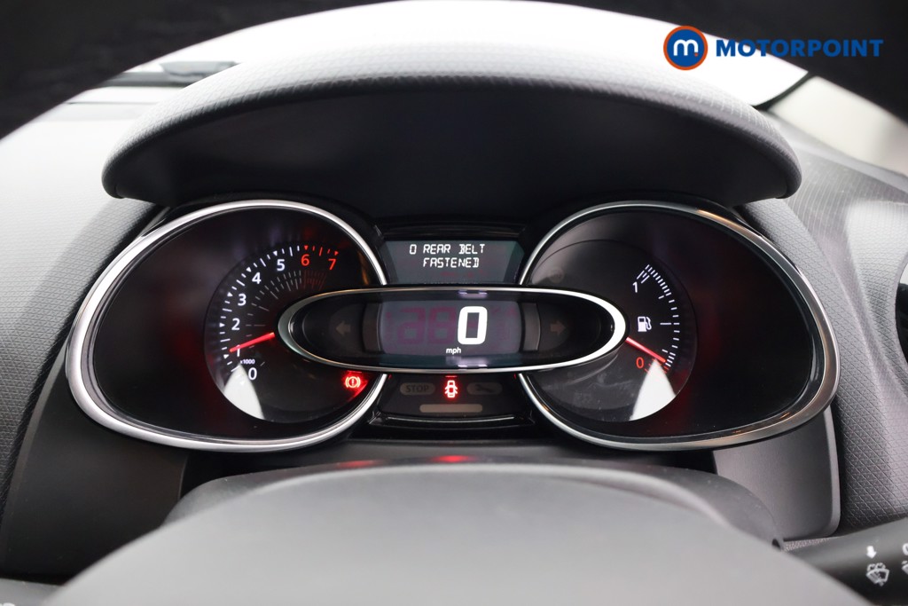 Renault Clio Iconic Manual Petrol Hatchback - Stock Number (1582370) - 4th supplementary image