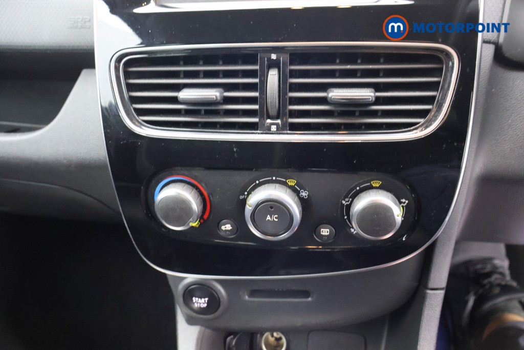 Renault Clio Iconic Manual Petrol Hatchback - Stock Number (1582370) - 9th supplementary image