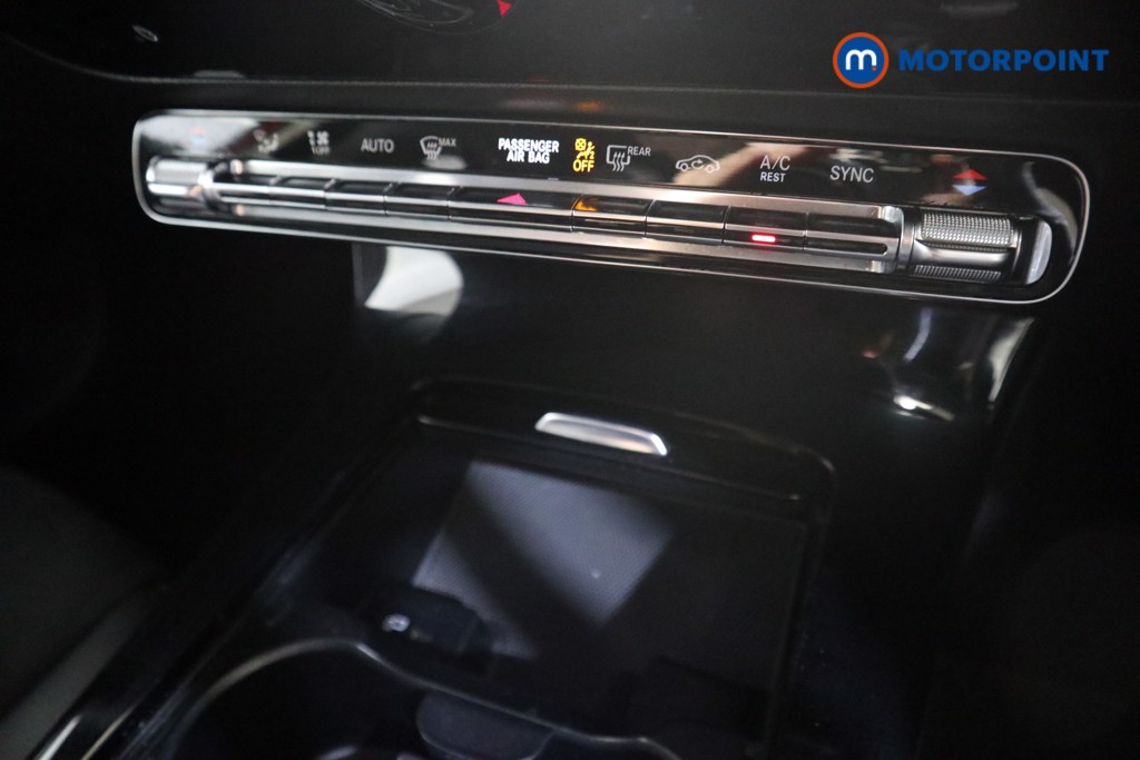 Mercedes-Benz A Class Amg Line Automatic Diesel Hatchback - Stock Number (1583016) - 8th supplementary image