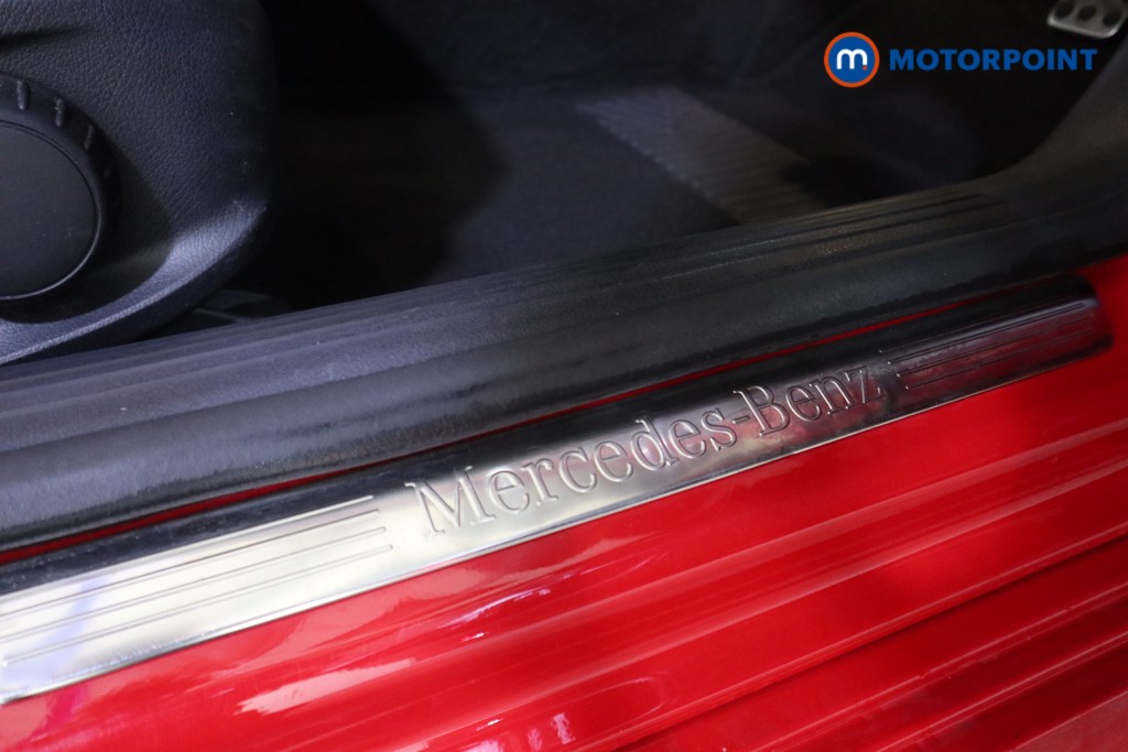 Mercedes-Benz A Class Amg Line Automatic Diesel Hatchback - Stock Number (1583016) - 14th supplementary image