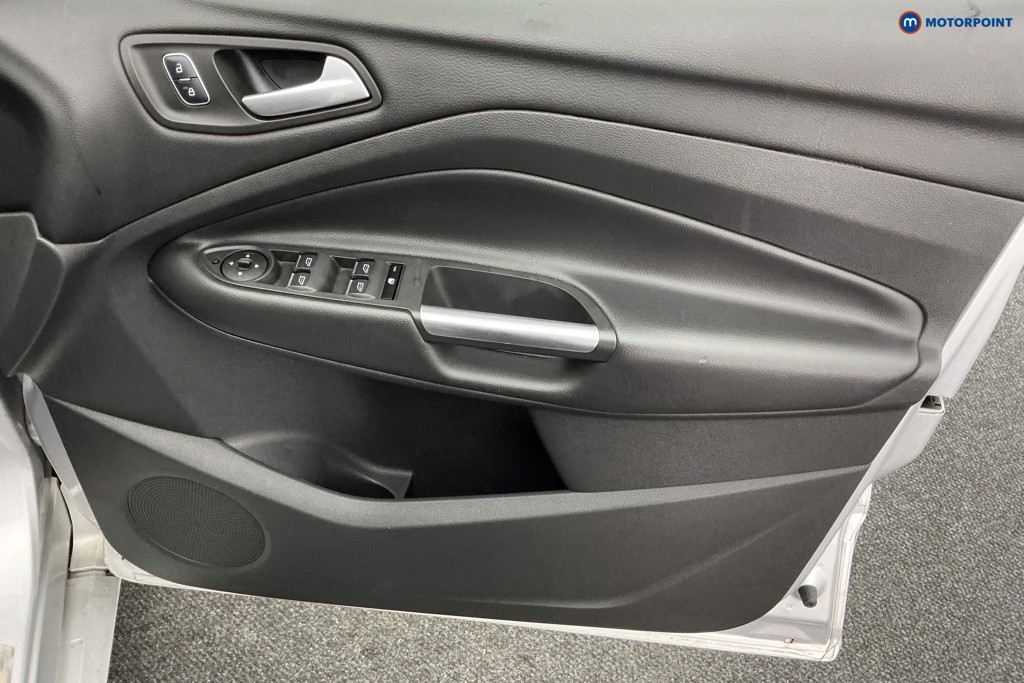 Ford Kuga St-Line Manual Diesel SUV - Stock Number (1583018) - 19th supplementary image