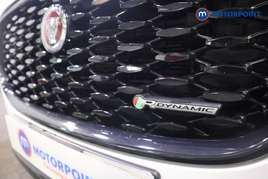 Jaguar F-Pace R-Dynamic Black Automatic Petrol SUV - Stock Number (1583356) - 41st supplementary image