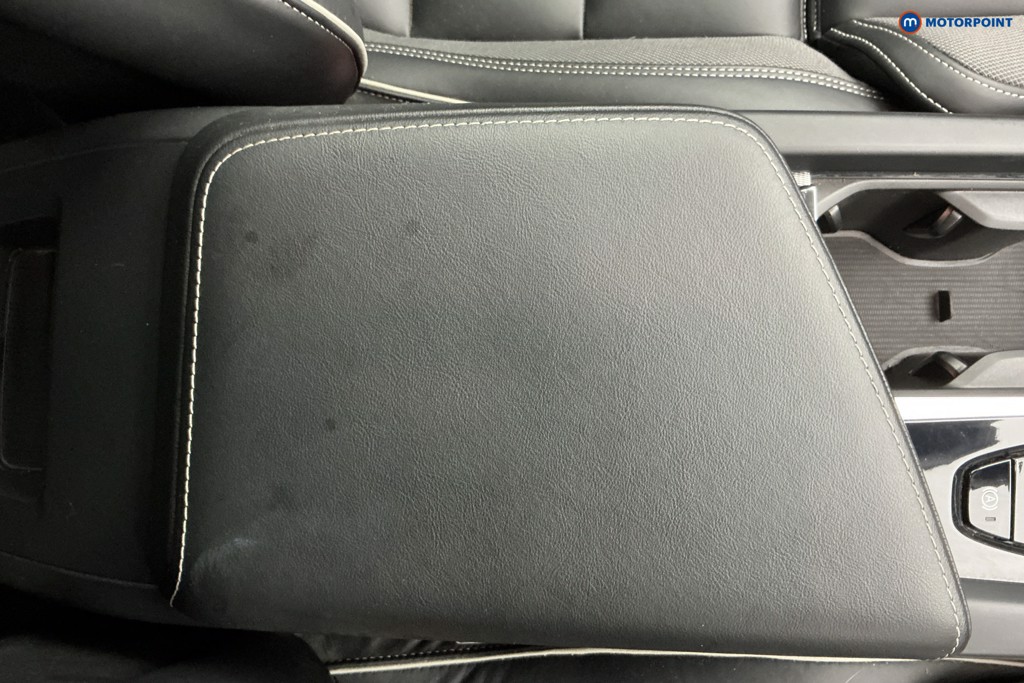 Volvo Xc60 R Design Automatic Petrol Plug-In Hybrid SUV - Stock Number (1583385) - 11th supplementary image