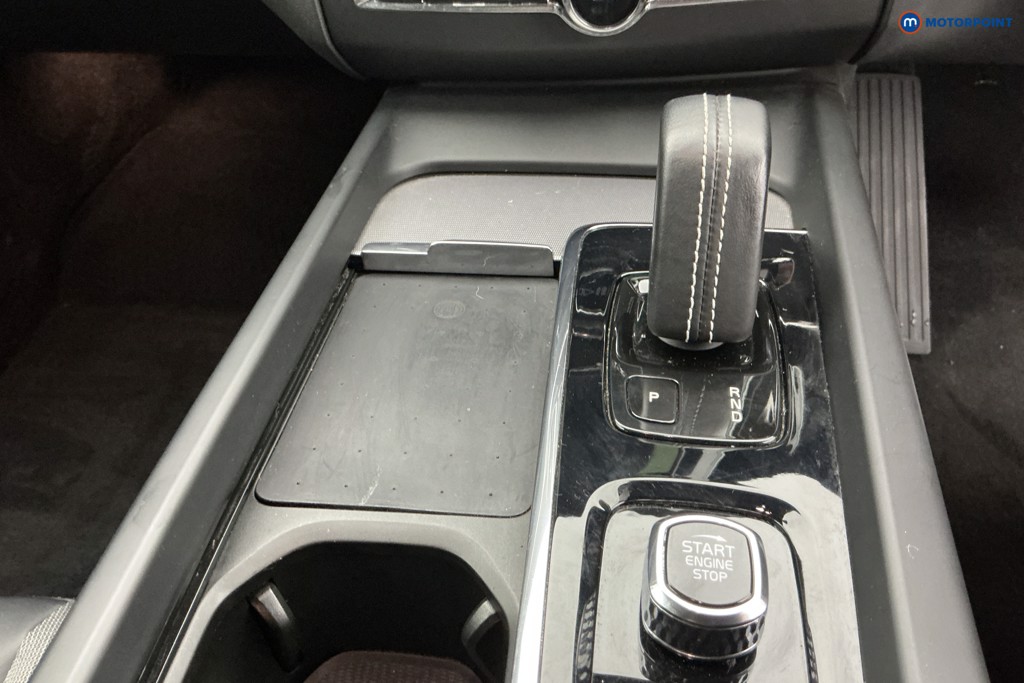 Volvo Xc60 R Design Automatic Petrol Plug-In Hybrid SUV - Stock Number (1583385) - 13th supplementary image