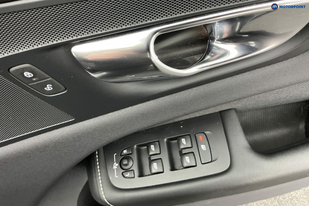 Volvo Xc60 R Design Automatic Petrol Plug-In Hybrid SUV - Stock Number (1583385) - 20th supplementary image