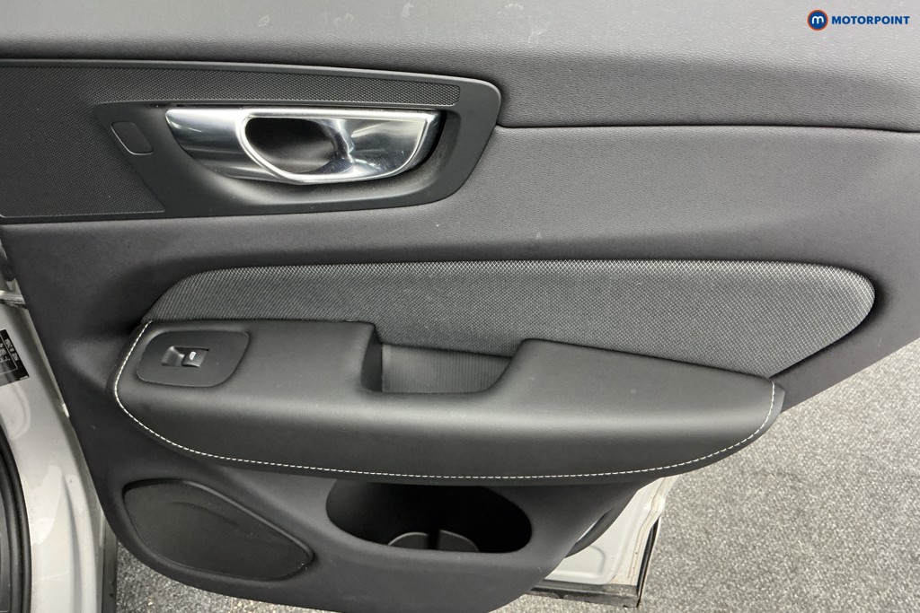 Volvo Xc60 R Design Automatic Petrol Plug-In Hybrid SUV - Stock Number (1583385) - 21st supplementary image