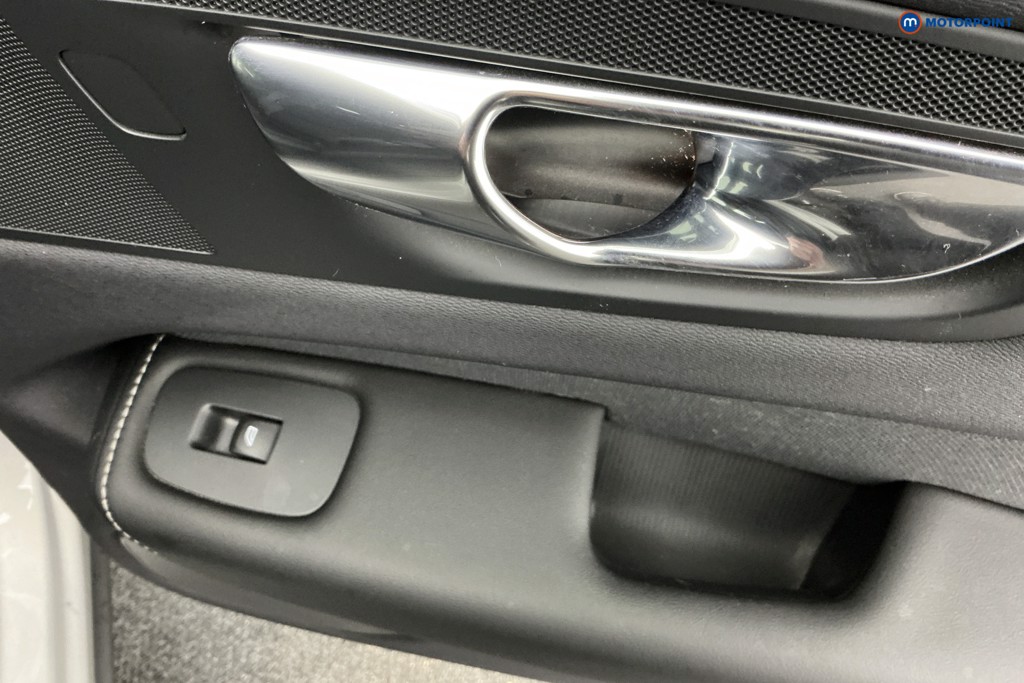 Volvo Xc60 R Design Automatic Petrol Plug-In Hybrid SUV - Stock Number (1583385) - 22nd supplementary image