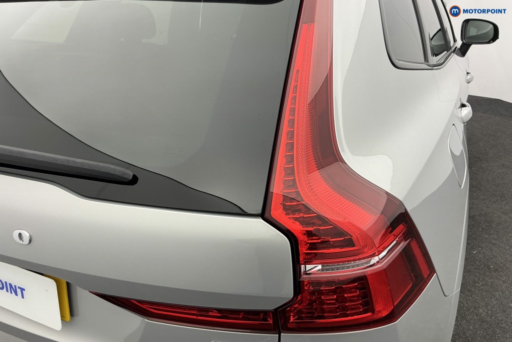 Volvo Xc60 R Design Automatic Petrol Plug-In Hybrid SUV - Stock Number (1583385) - 27th supplementary image