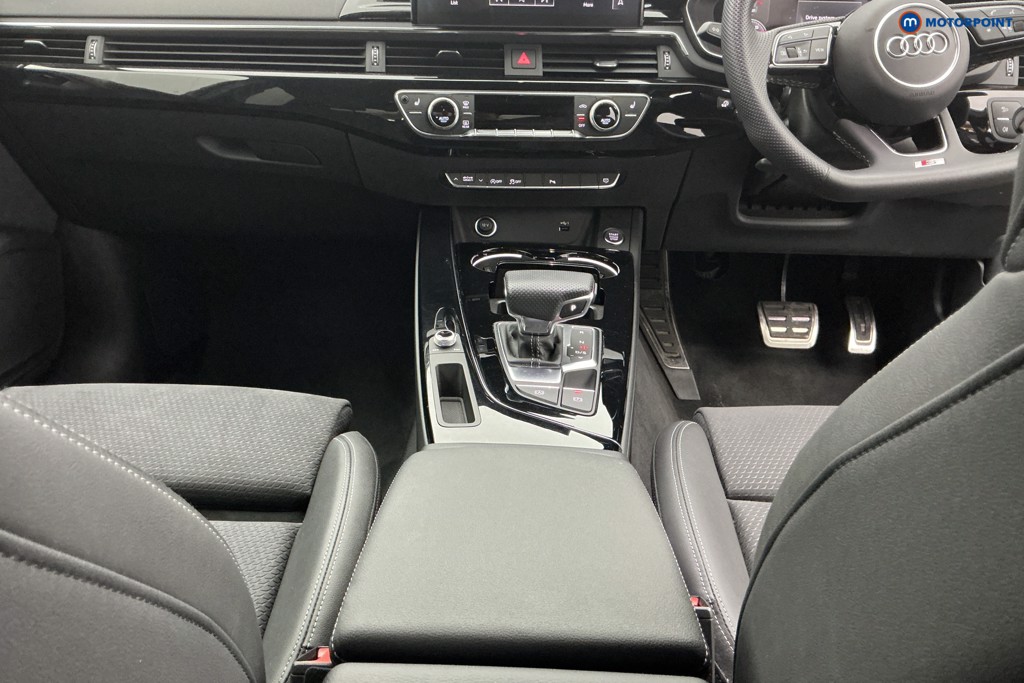 Audi A4 Black Edition Automatic Petrol Saloon - Stock Number (1583454) - 11th supplementary image