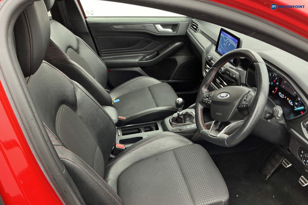 Ford Focus St-Line X Manual Petrol Hatchback - Stock Number (1583720) - 5th supplementary image
