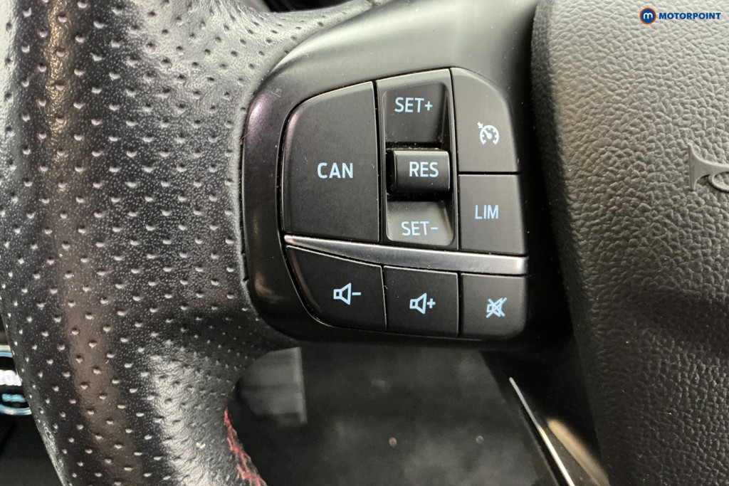 Ford Focus St-Line X Manual Petrol Hatchback - Stock Number (1583720) - 17th supplementary image