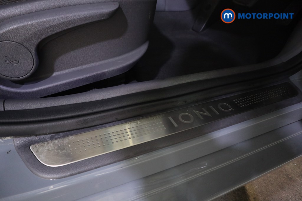 Hyundai Ioniq Premium Automatic Petrol-Electric Hybrid Hatchback - Stock Number (1583732) - 13th supplementary image