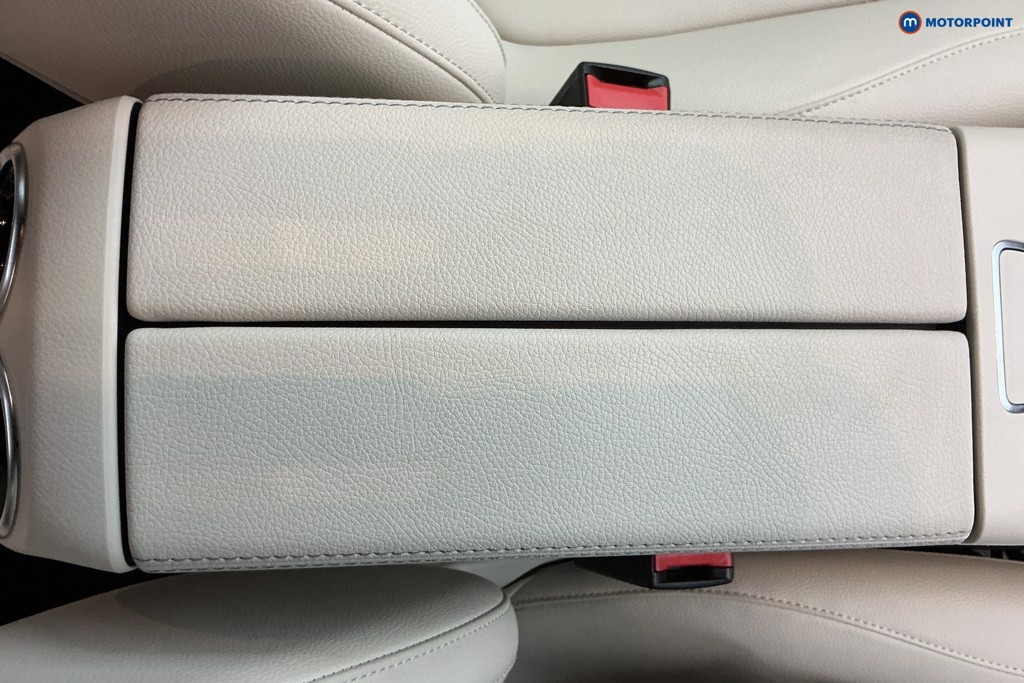 Mercedes-Benz A Class Sport Executive Edition Automatic Petrol Hatchback - Stock Number (1583927) - 12th supplementary image